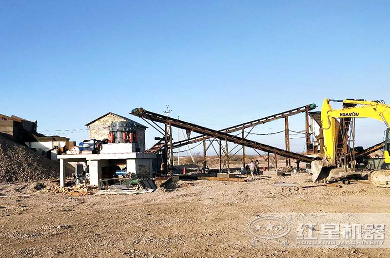 顎式破碎機、圓錐破碎機作業(yè)現(xiàn)場